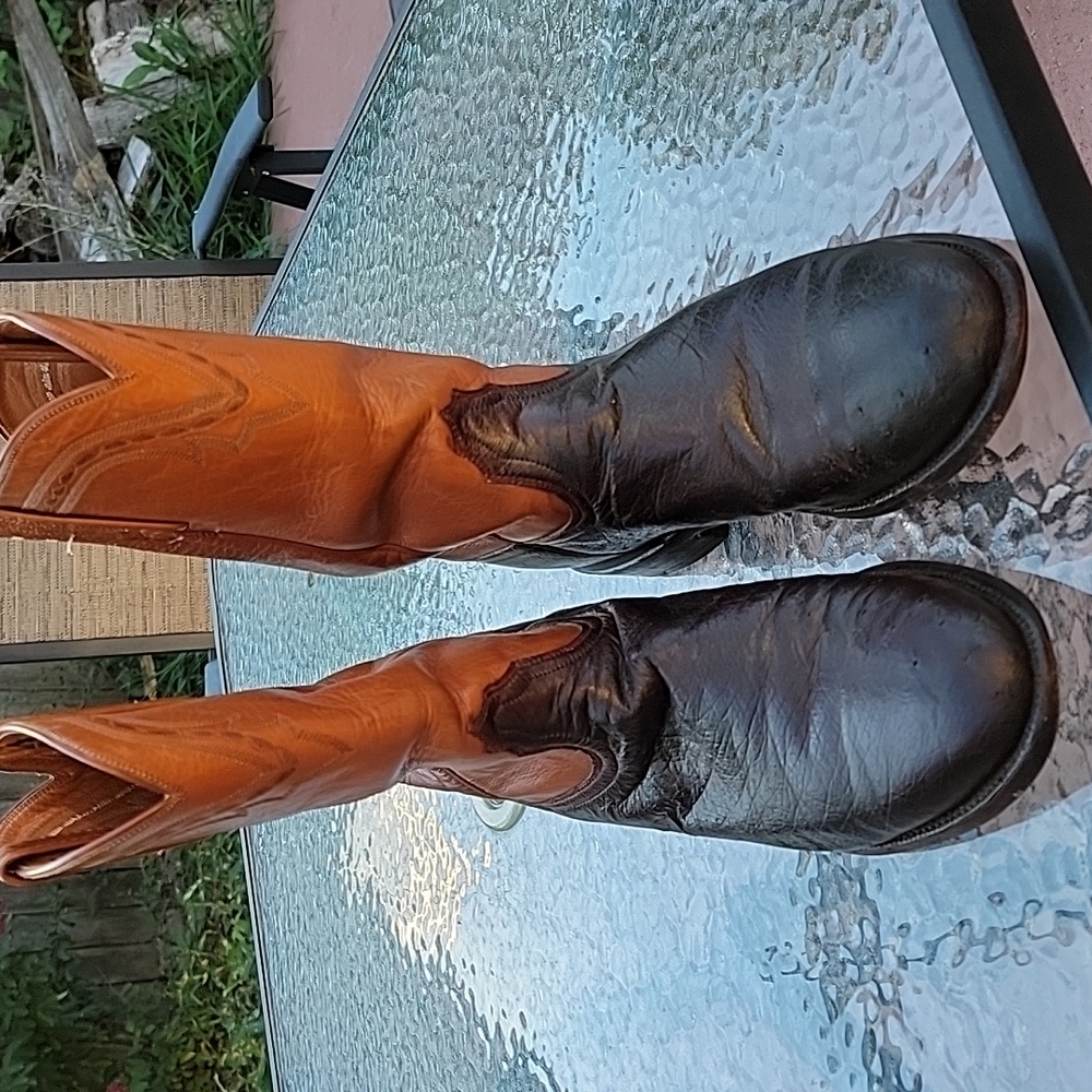 Lucchese Half Quill Ostrich Ropers 9.5D